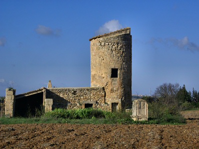 En Moragues windmill
