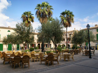 Plaça Ramon Llull