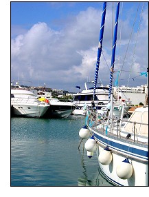 The Government approves a moratorium for marinas