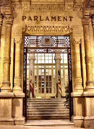 El Parlament aprueba la reforma del Estatut